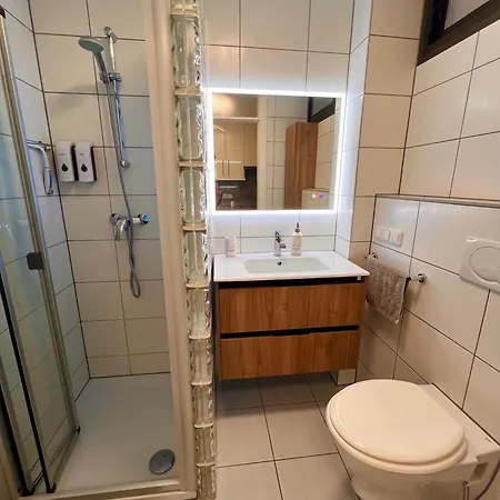 Olimpia Sunset * אדחה